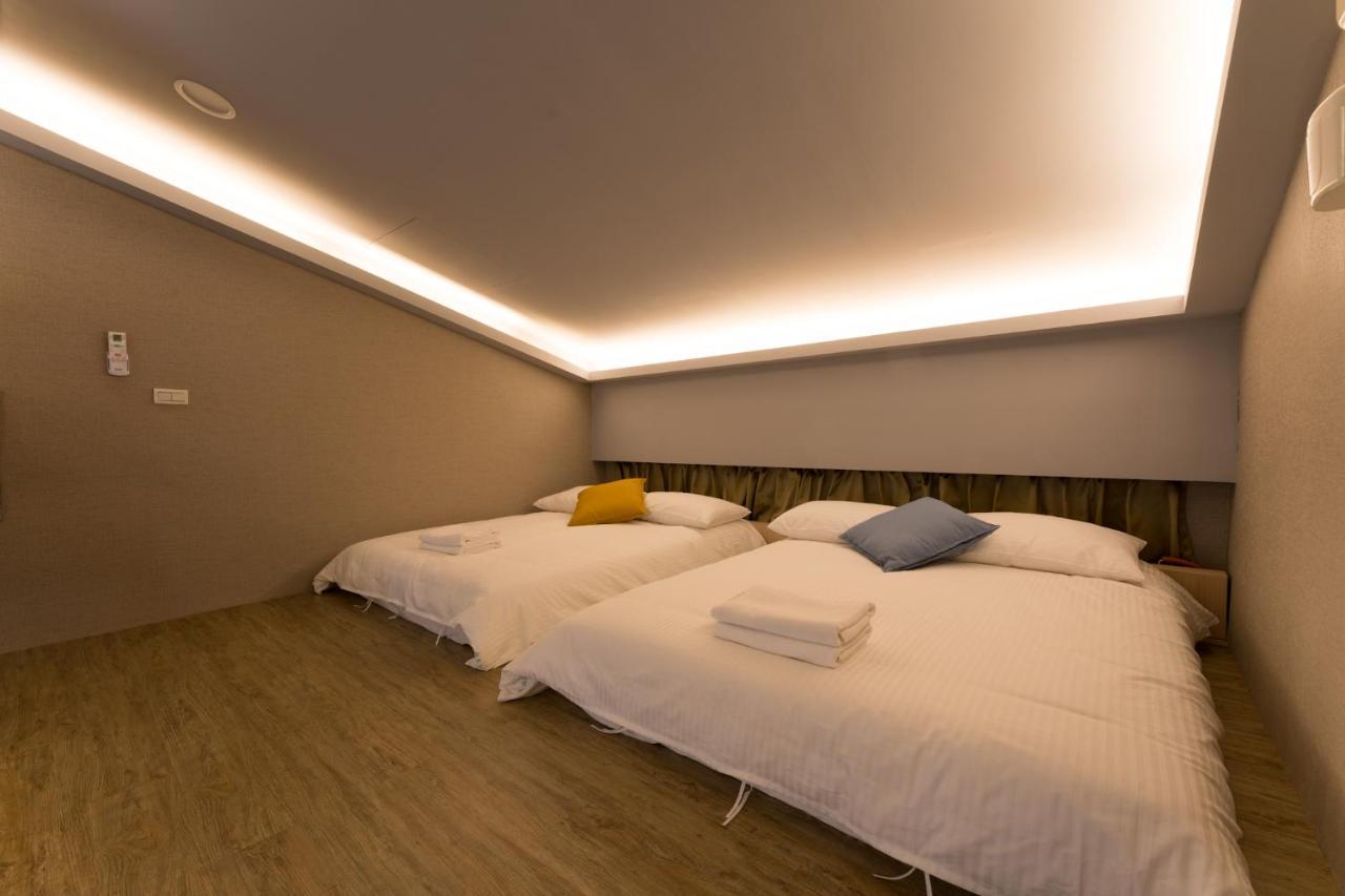 Reise Guesthouse 喜遊旅宿 ゲストハウス 旅マニア 台南 エクステリア 写真